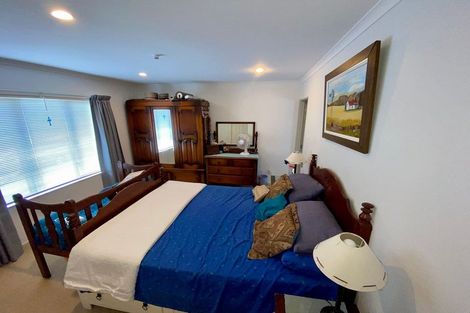 Photo of property in 3 Jomard Terrace, Northcross, Auckland, 0632