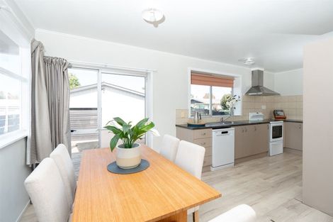 Photo of property in 3 Marion Place, Deanwell, Hamilton, 3206