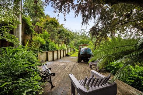 Photo of property in 25 Saxton Road, Upper Vogeltown, New Plymouth, 4310