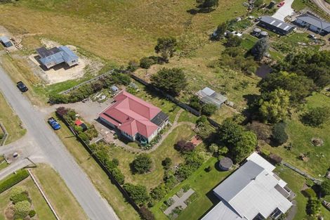 Photo of property in 50 Kimber Street, Halcombe, Feilding, 4779