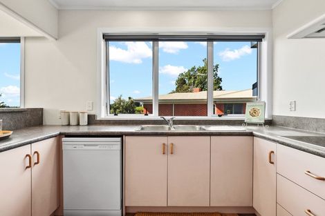 Photo of property in 35 Hillcrest Road, Hillcrest, Hamilton, 3216