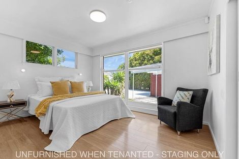 Photo of property in 50 Edgewater Drive, Pakuranga, Auckland, 2010