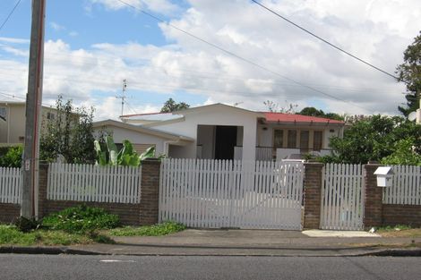 Photo of property in 93 Archibald Road, Kelston, Auckland, 0602