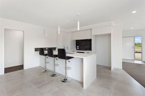 Photo of property in 4 Kotare Drive, Coastlands, Whakatane, 3120