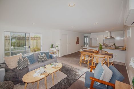 Photo of property in 40 Erlestoke Crescent, Churton Park, Wellington, 6037