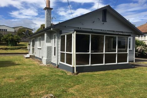Photo of property in 16 Hinau Street, Maeroa, Hamilton, 3200