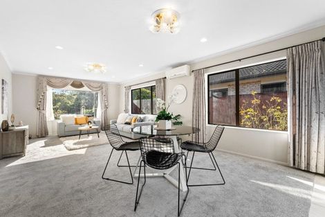 Photo of property in 52 Brookwood Drive, Henderson, Auckland, 0612