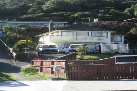 Photo of property in 79 Thomas Street, Stokes Valley, Lower Hutt, 5019