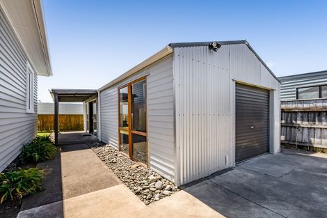 Photo of property in 104b Centennial Avenue, Waitara, 4320