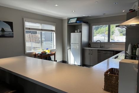 Photo of property in White Isle Apartments, 3/23 Quay Street, Whakatane, 3120