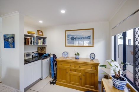 Photo of property in 24 The Esplanade, Westshore, Napier, 4110