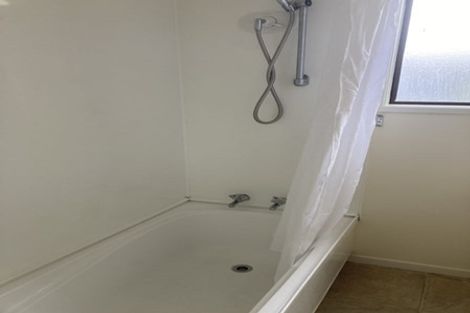 Photo of property in 2/67 Sunvue Road, Glen Eden, Auckland, 0602