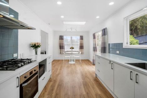 Photo of property in 64 Ayton Drive, Totara Vale, Auckland, 0629