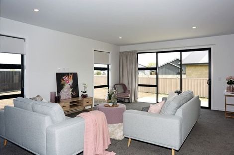 Photo of property in 30 Plunket Street, Omakau, 9376