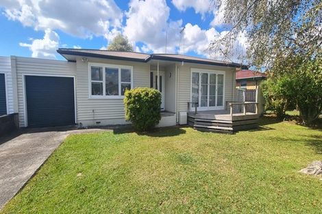 Photo of property in 12a Forsyth Street, St Andrews, Hamilton, 3200