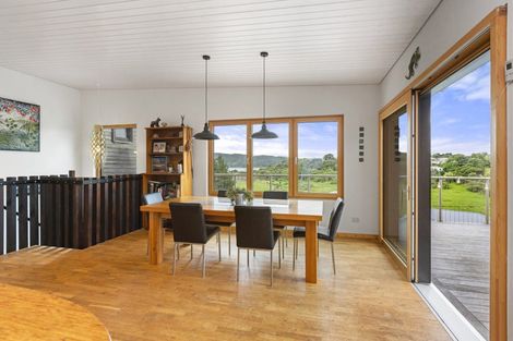 Photo of property in 21 Primrose Street, Raglan, 3225