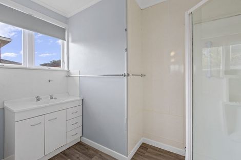 Photo of property in 11 West Hoe Road, Orewa, 0931