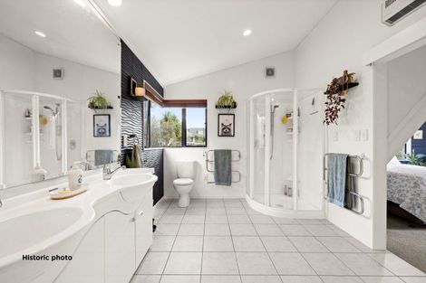 Photo of property in 9 Reeve Drive, Havelock North, 4130