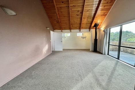 Photo of property in 40a Redoubt Road, Goodwood Heights, Auckland, 2105