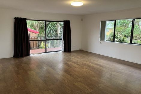 Photo of property in 886 Whangaparaoa Road, Manly, Whangaparaoa, 0930