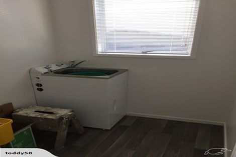 Photo of property in 1/21 Bonito Place, Bayview, Auckland, 0629