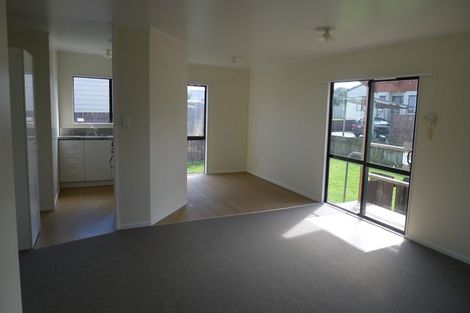 Photo of property in 37 Solveig Place, Randwick Park, Auckland, 2105