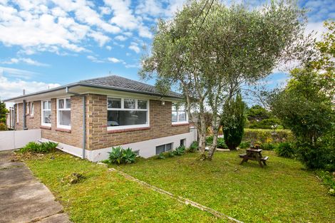 Photo of property in 91 Waimumu Road, Massey, Auckland, 0614