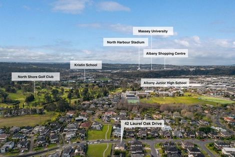 Photo of property in 42 Laurel Oak Drive, Schnapper Rock, Auckland, 0632