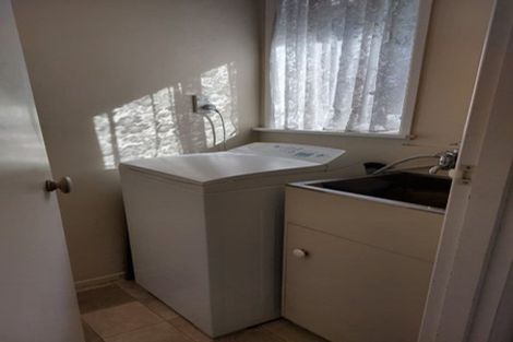 Photo of property in 14 Barnfield Place, Glendene, Auckland, 0602