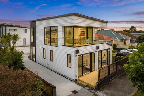 Photo of property in 36a Walker Road, Point Chevalier, Auckland, 1022