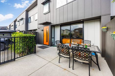 Photo of property in 29 Cessna Crescent, Mangere, Auckland, 2022