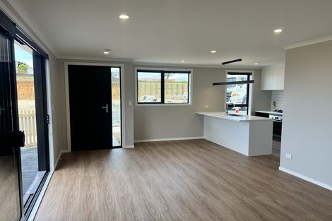 Photo of property in 14 Waruhia Crescent, Rototuna North, 3281