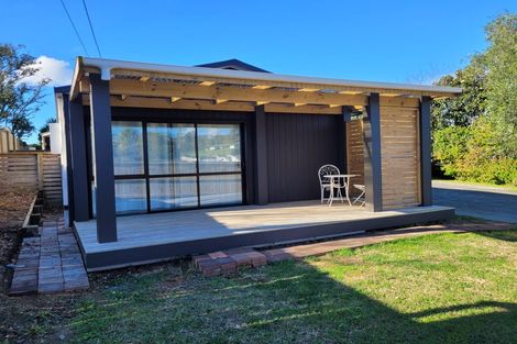 Photo of property in 38 Penton Road, Stanmore Bay, Whangaparaoa, 0932