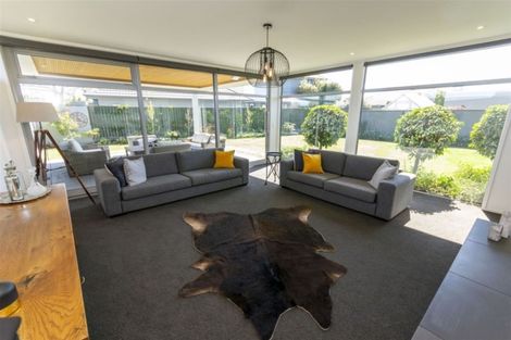 Photo of property in 1 Grosvenor Lane, Rangiora, 7400