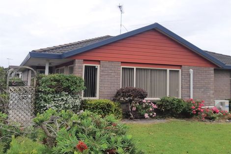 Photo of property in 5 The Boulevard, Red Beach, 0932