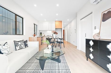 Photo of property in 10b Starling Place, Ranui, Auckland, 0612