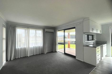 Photo of property in 5 Fairwayview Drive, Omokoroa, 3114