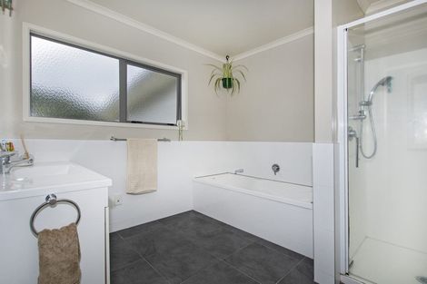 Photo of property in 11 Western View Heights, Horahora, Whangarei, 0110