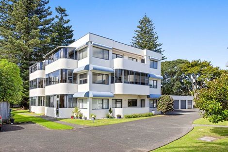 Photo of property in 15b Puriri Avenue, Orewa, 0931