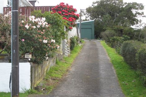 Photo of property in 9 Wiremu Place, Blagdon, New Plymouth, 4310