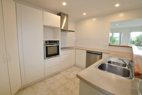 Photo of property in 9 Judd Place, Orewa, 0931