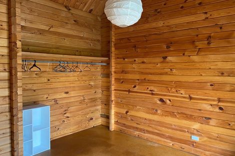 Photo of property in 17 Ivy Terrace, Moana, 7872