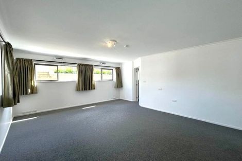 Photo of property in 32 Amante Crescent, Mairangi Bay, Auckland, 0630