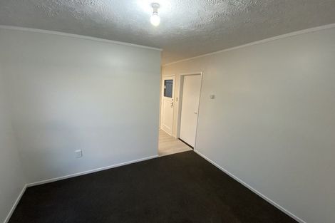 Photo of property in 17 Brougham Place, West Harbour, Auckland, 0618