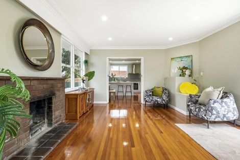 Photo of property in 1/46 Sunnynook Road, Sunnynook, Auckland, 0620