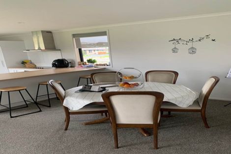 Photo of property in 32 Jack Boyd Drive, Mangawhai Heads, Mangawhai, 0573