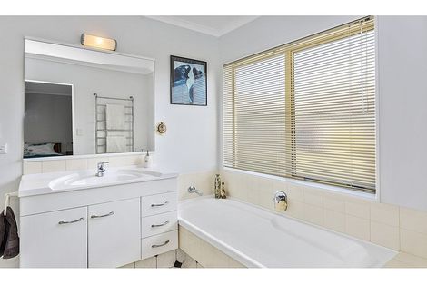 Photo of property in 7 Chiswick Avenue, Bethlehem, Tauranga, 3110