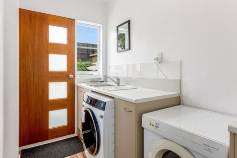 Photo of property in 15 Cassley Crescent, Papakowhai, Porirua, 5024
