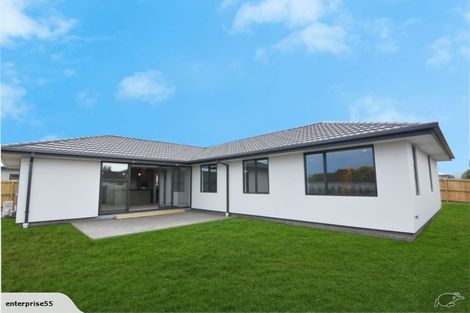 Photo of property in 29 Kingsbridge West, Burwood, Christchurch, 8083