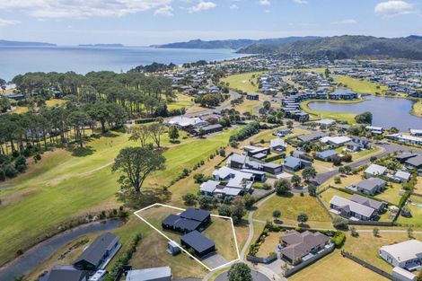 Photo of property in 111 Benjamin Place, Matarangi, Whitianga, 3592